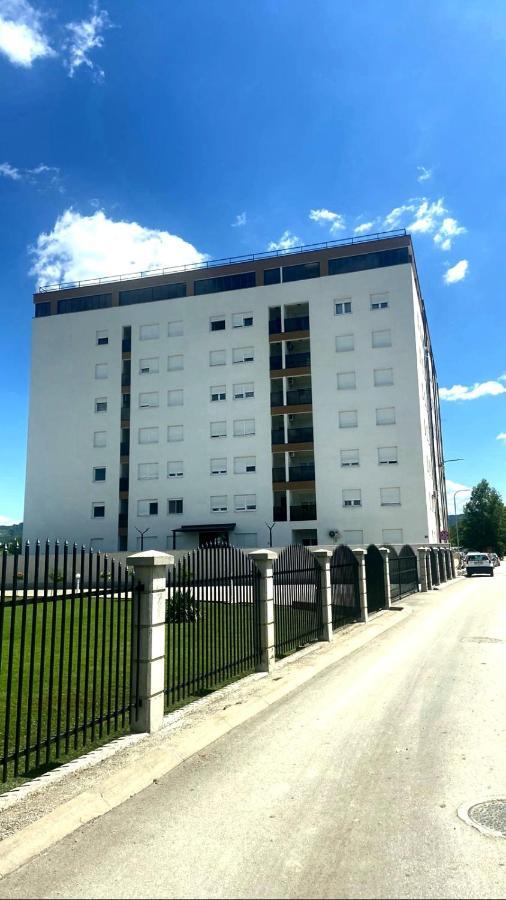 Apartman Vrbas Sa Podzemnom Garazom 巴尼西卢卡 外观 照片